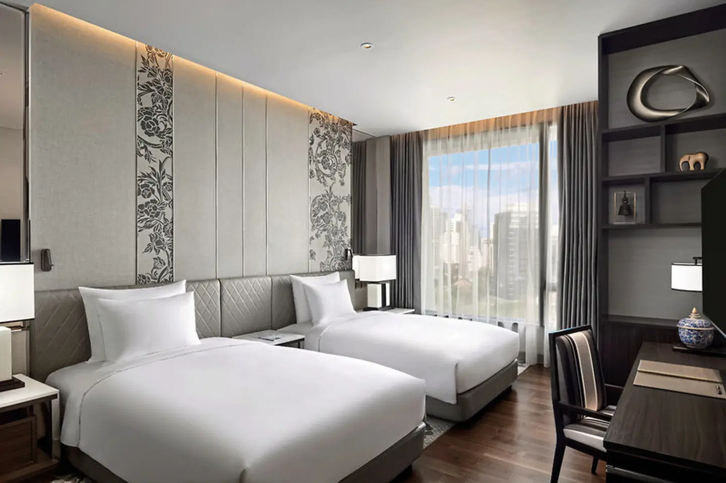Sindhorn Kempinski Hotel Bangkok ROOM_EXAMPLE