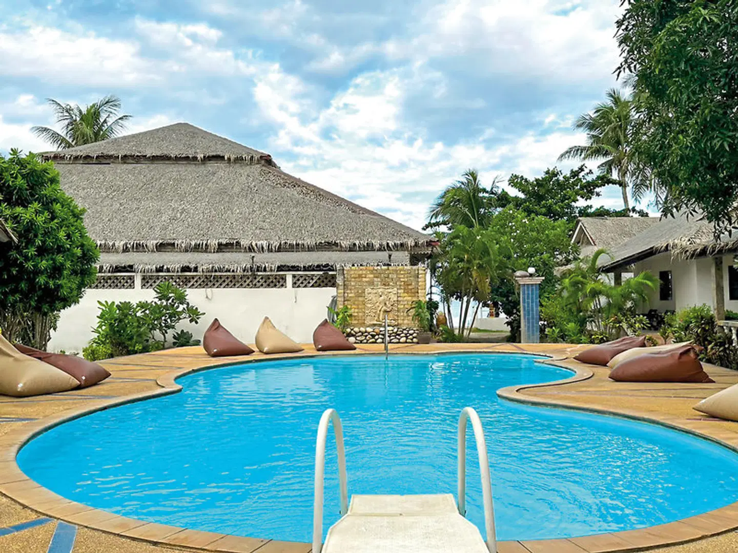 Phuwadee Resort OUTDOOR_POOL