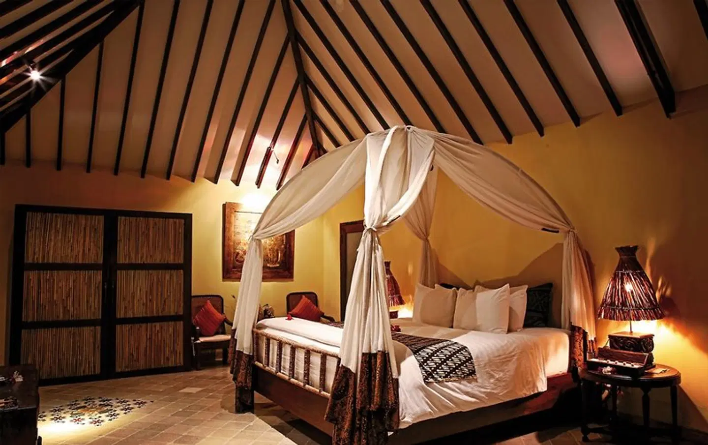 Tugu Lombok ROOM_EXAMPLE