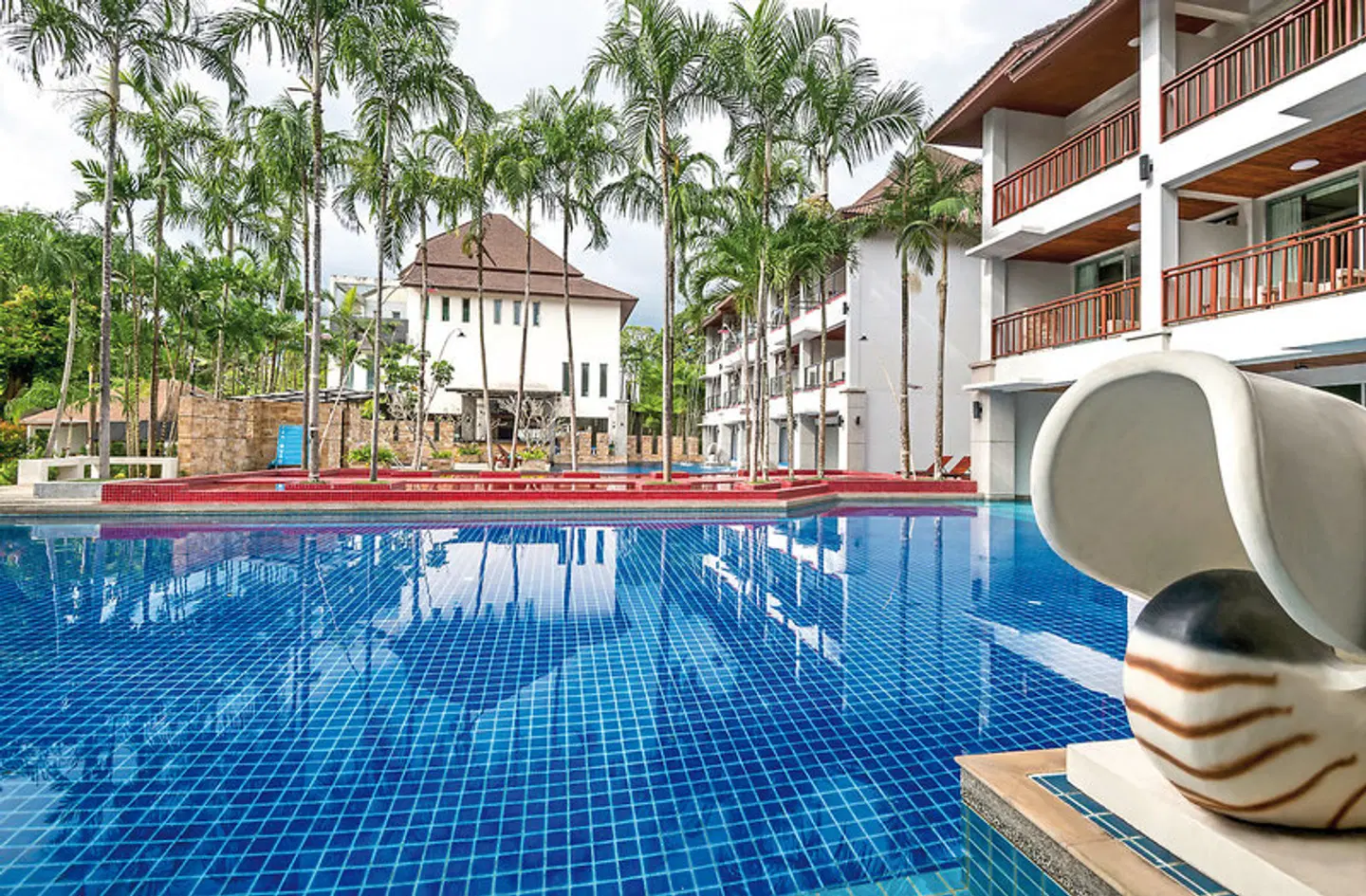 Lanta Sand Resort & Spa OUTDOOR_POOL