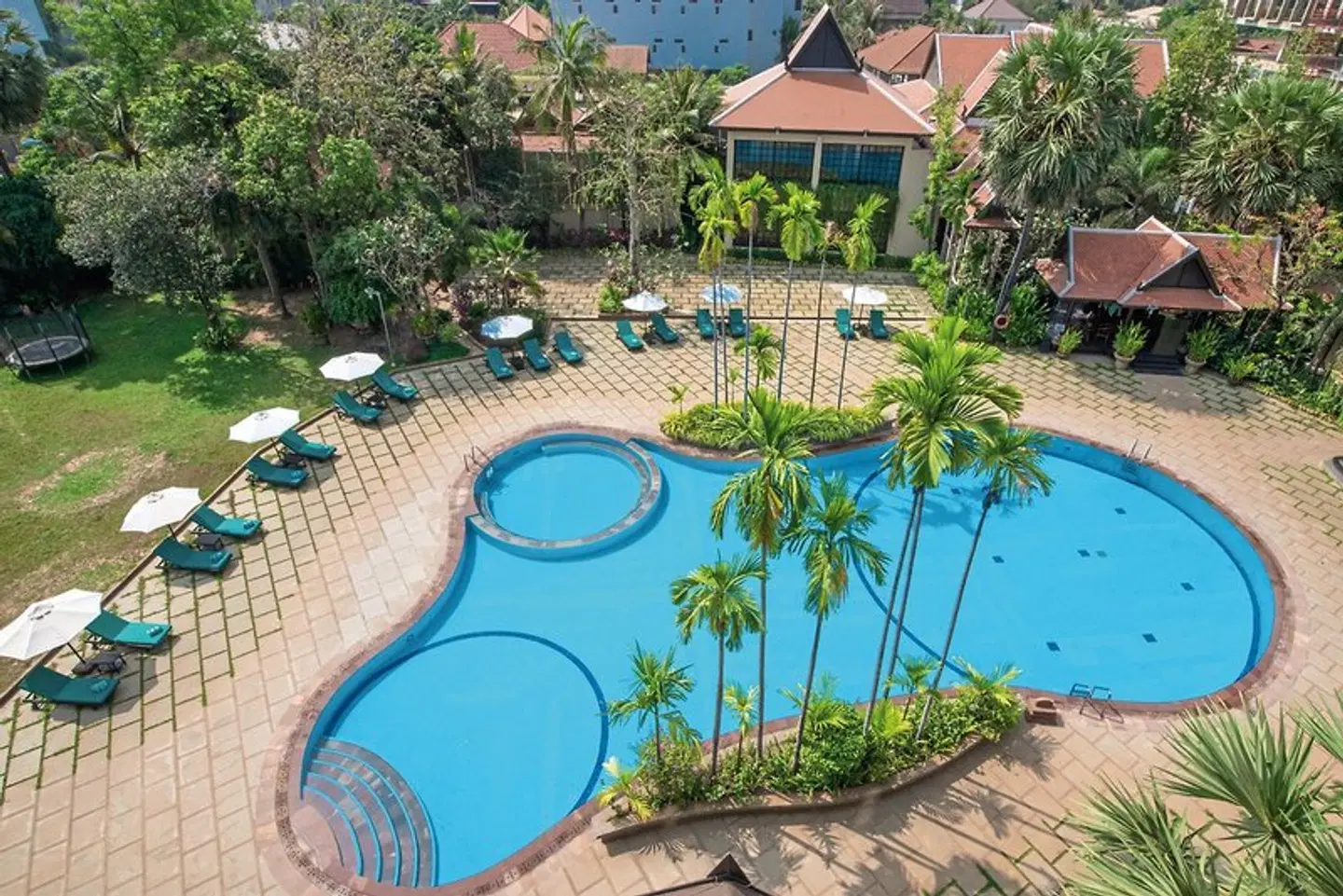 Borei Angkor Resort & Spa EXTERIOR