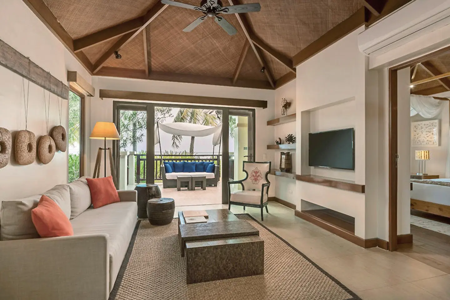 Crimson Resort & Spa Mactan ROOM_EXAMPLE