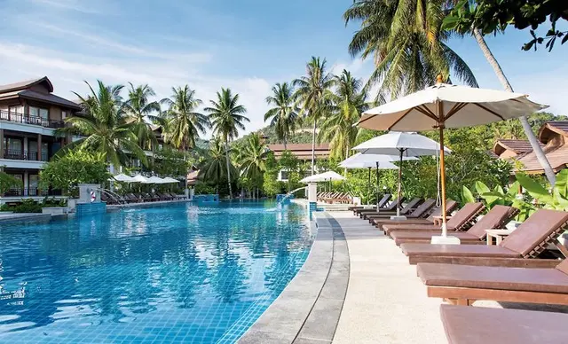 Maehaad Bay Resort OUTDOOR_POOL