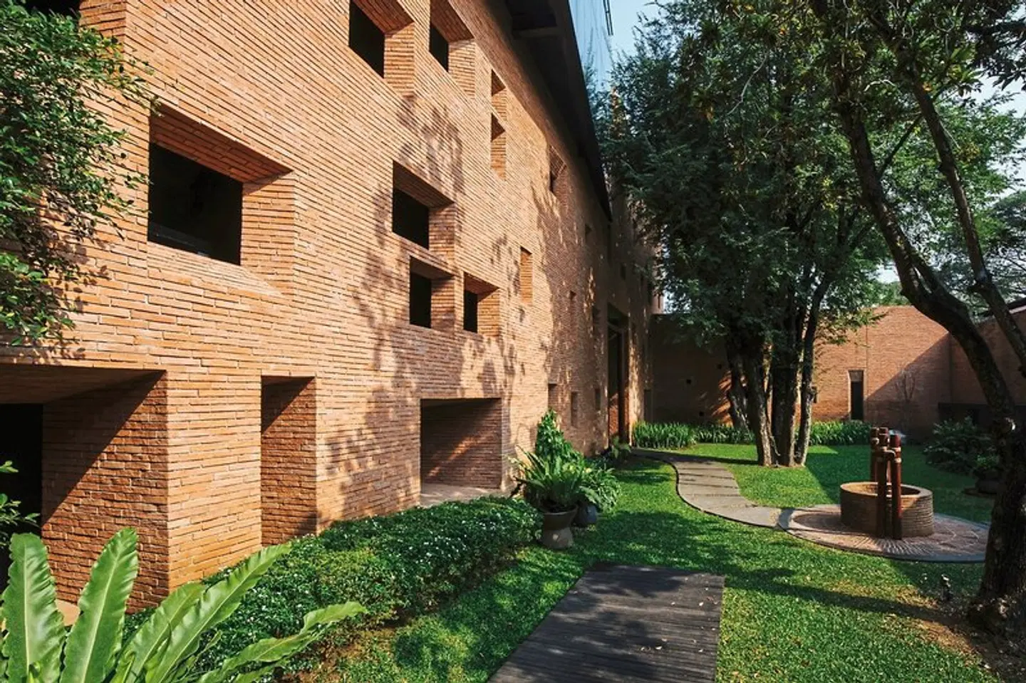 CROSS Chiang Mai Riverside EXTERIOR