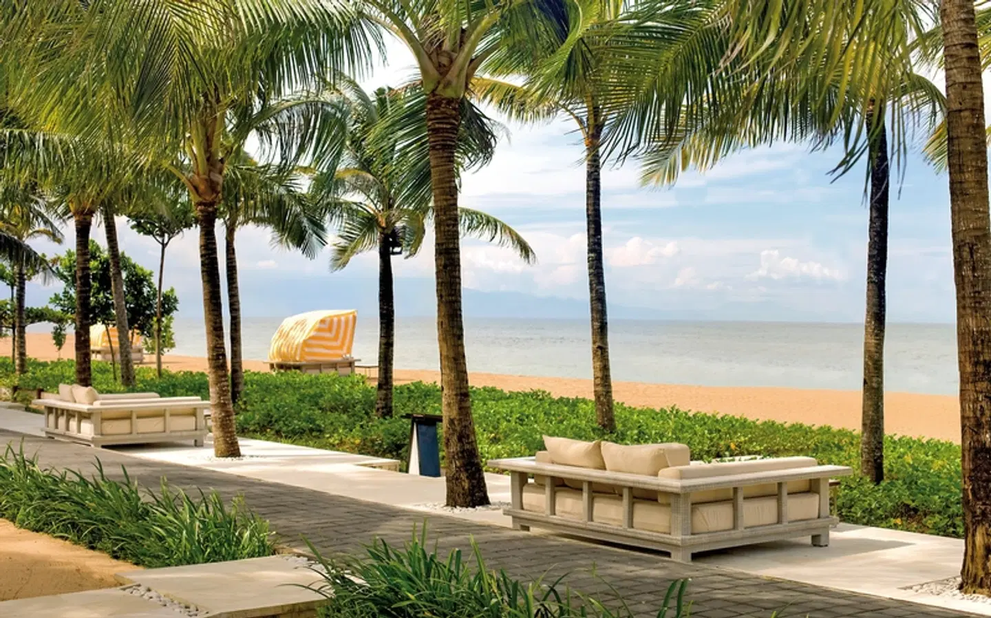 The Royal Santrian Luxury Beach Villas Garten