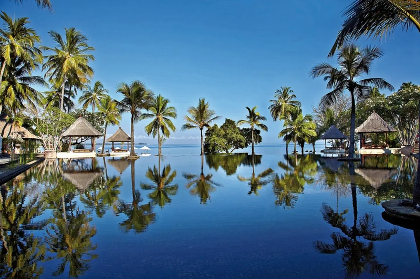The Oberoi Lombok OUTDOOR_POOL