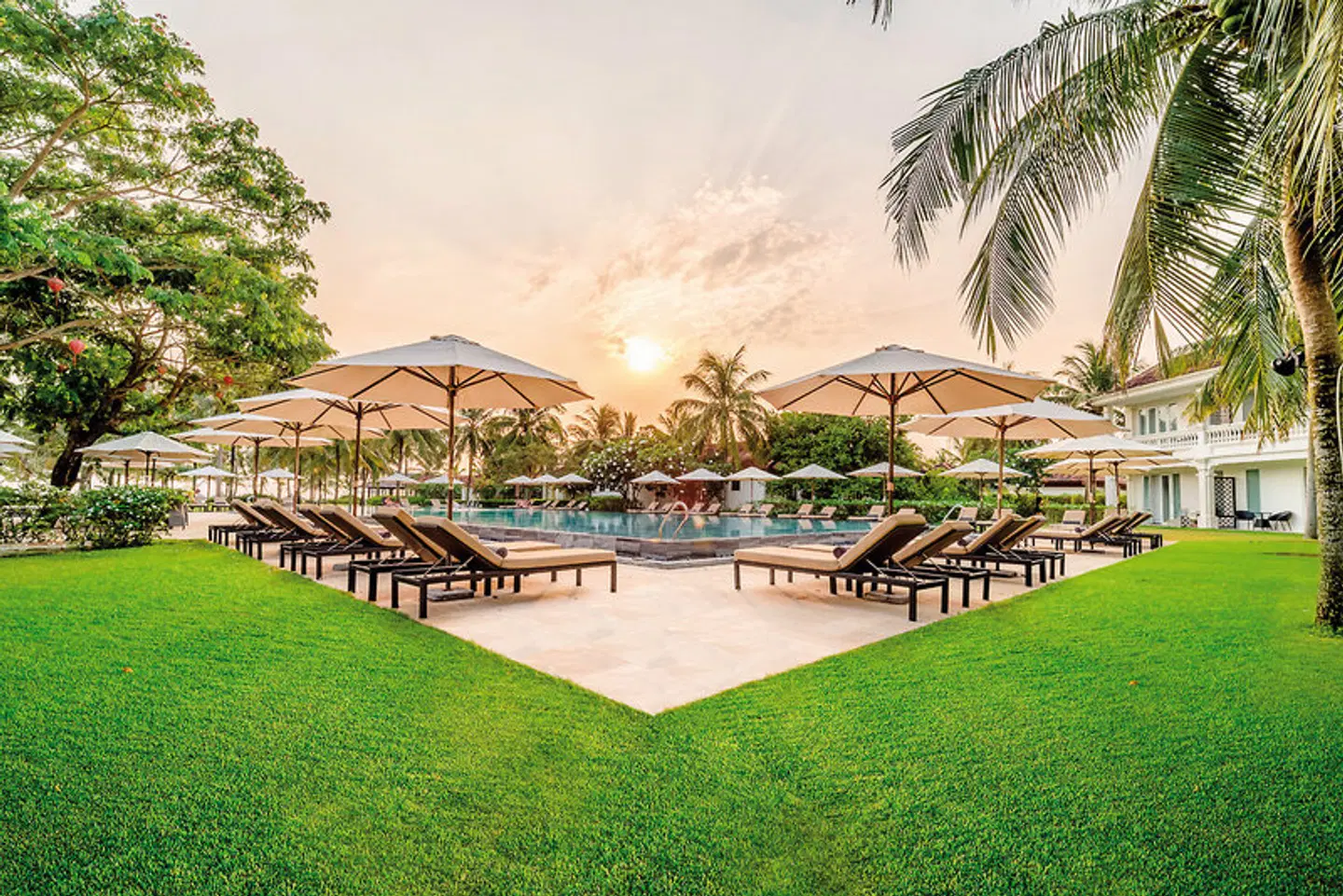 Boutique Hoi An Resort OUTDOOR_POOL