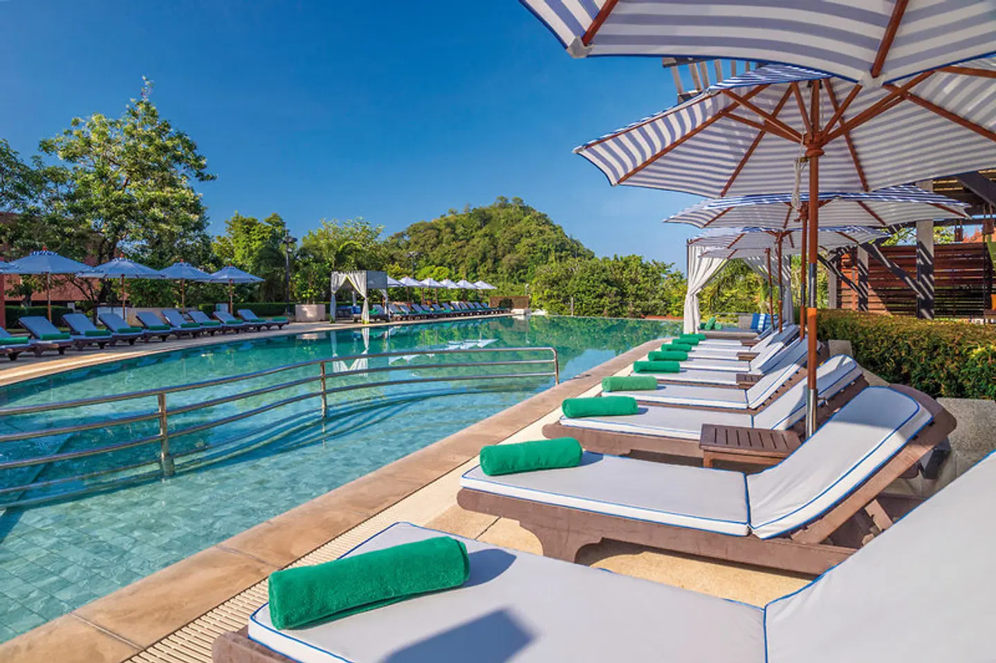 Pakasai Resort OUTDOOR_POOL