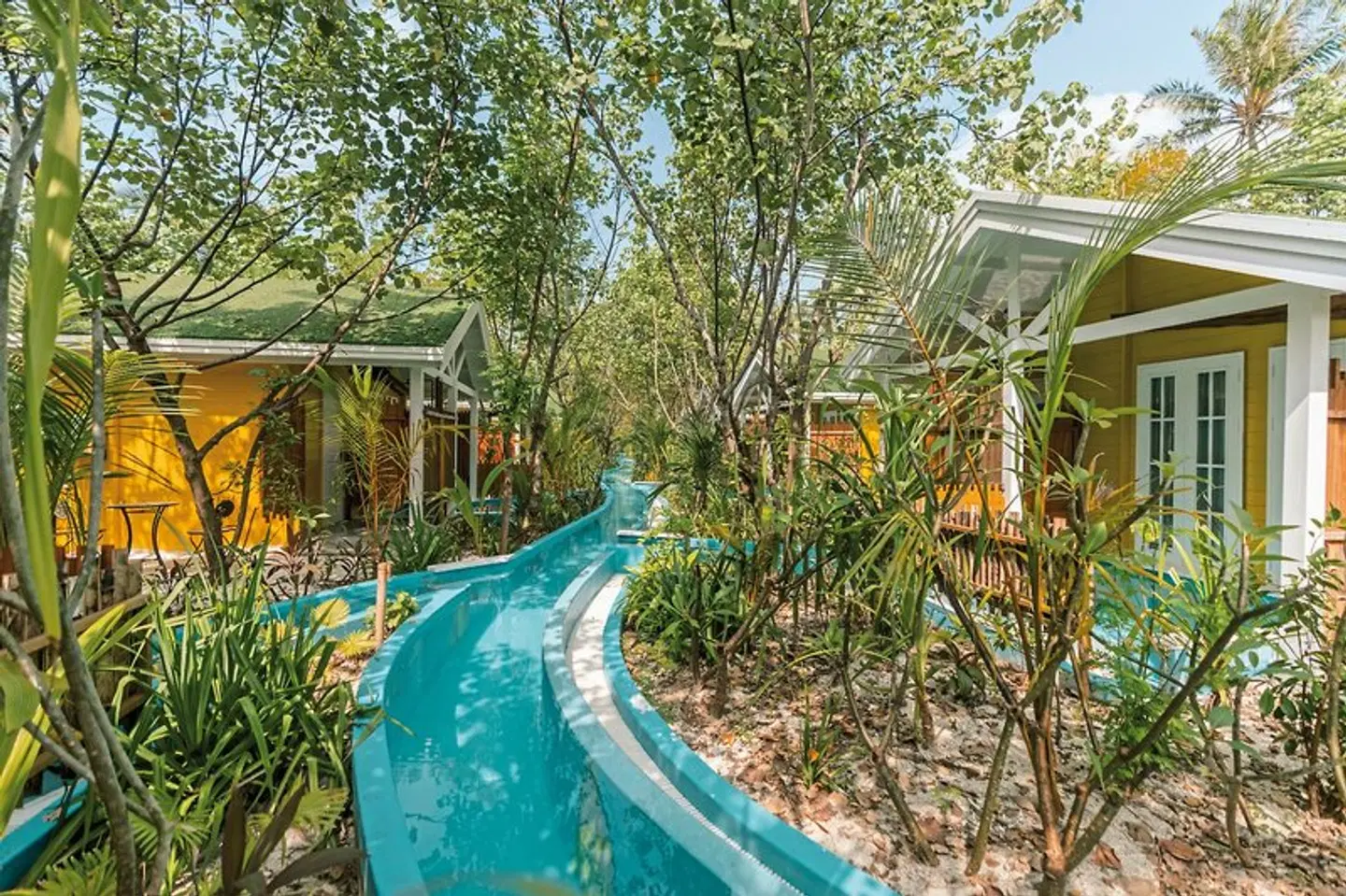 Oaga Art Resort Maldives OUTDOOR_POOL