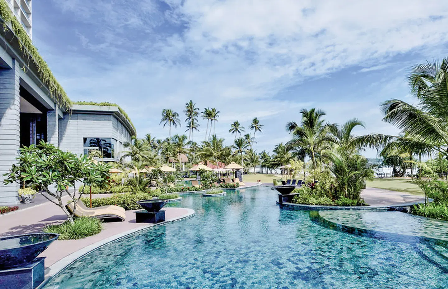 Weligama Bay Marriott Resort & Spa OUTDOOR_POOL