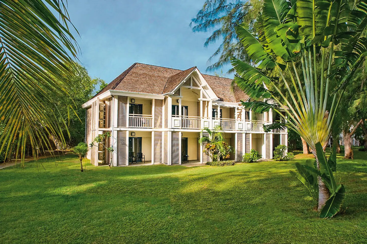LUX* Saint Gilles EXTERIOR