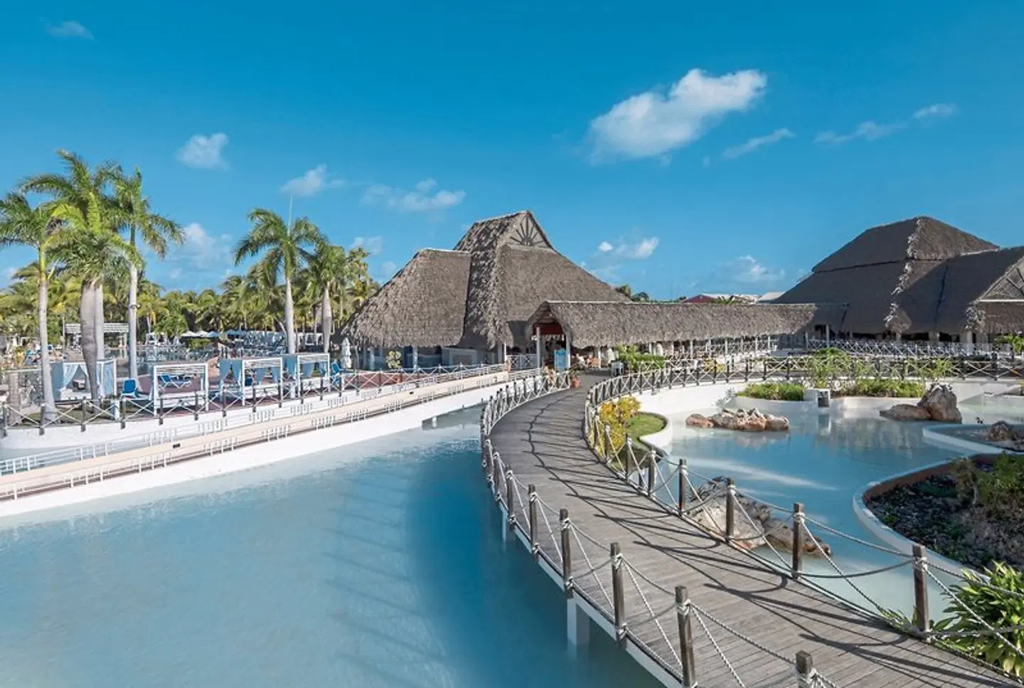 Hotel Royal Hicacos OUTDOOR_POOL