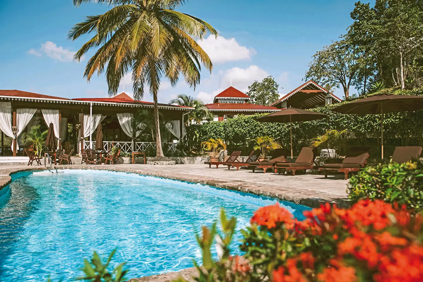 Ti Kaye Resort & Spa OUTDOOR_POOL