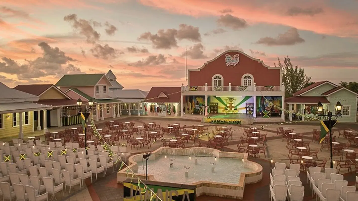 Bahia Principe Escape Runaway Bay Terrasse