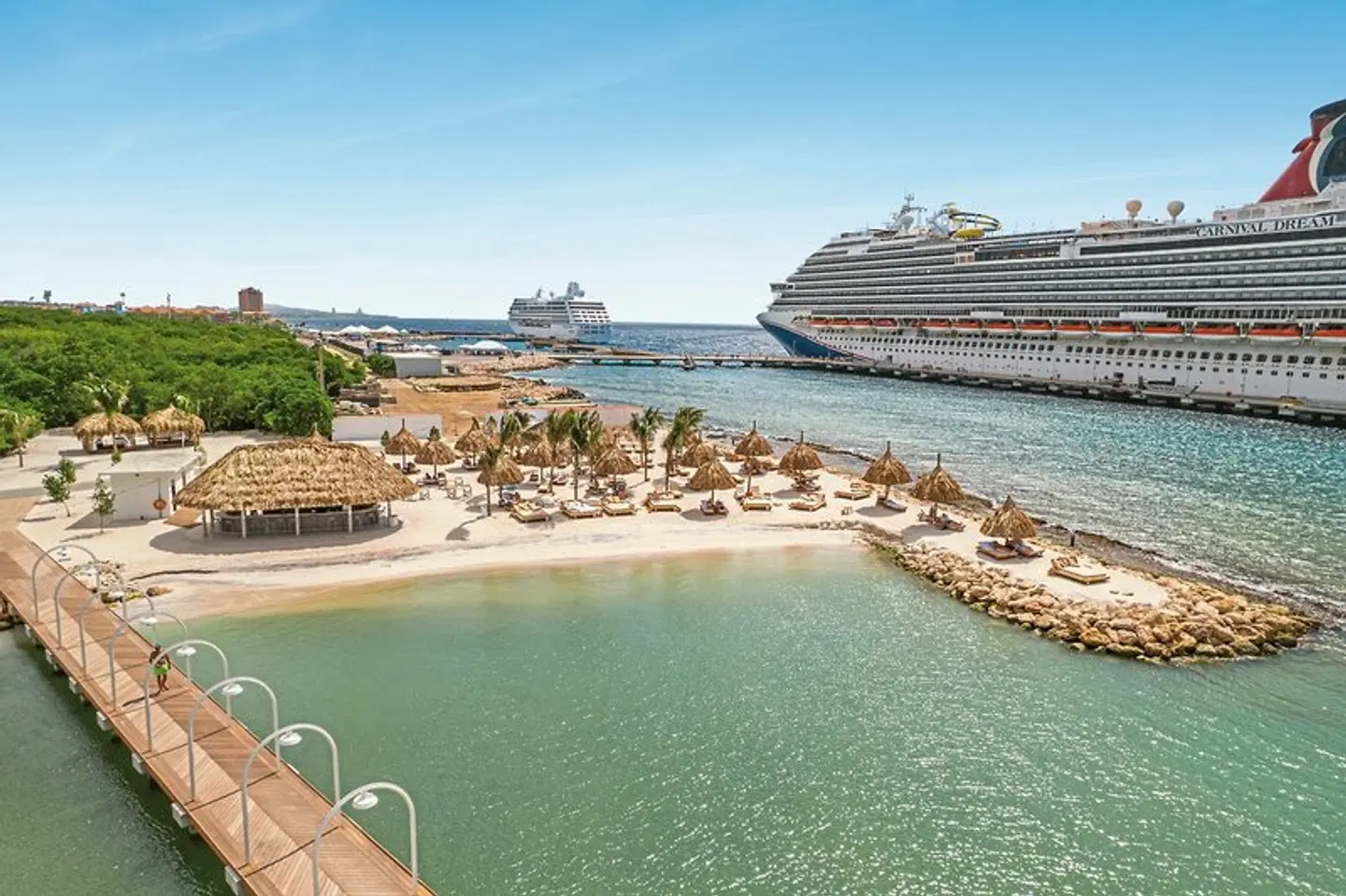 The Rif at Mangrove Beach Corendon Curaçao All-Inclusive, Curio by Hilton Strand