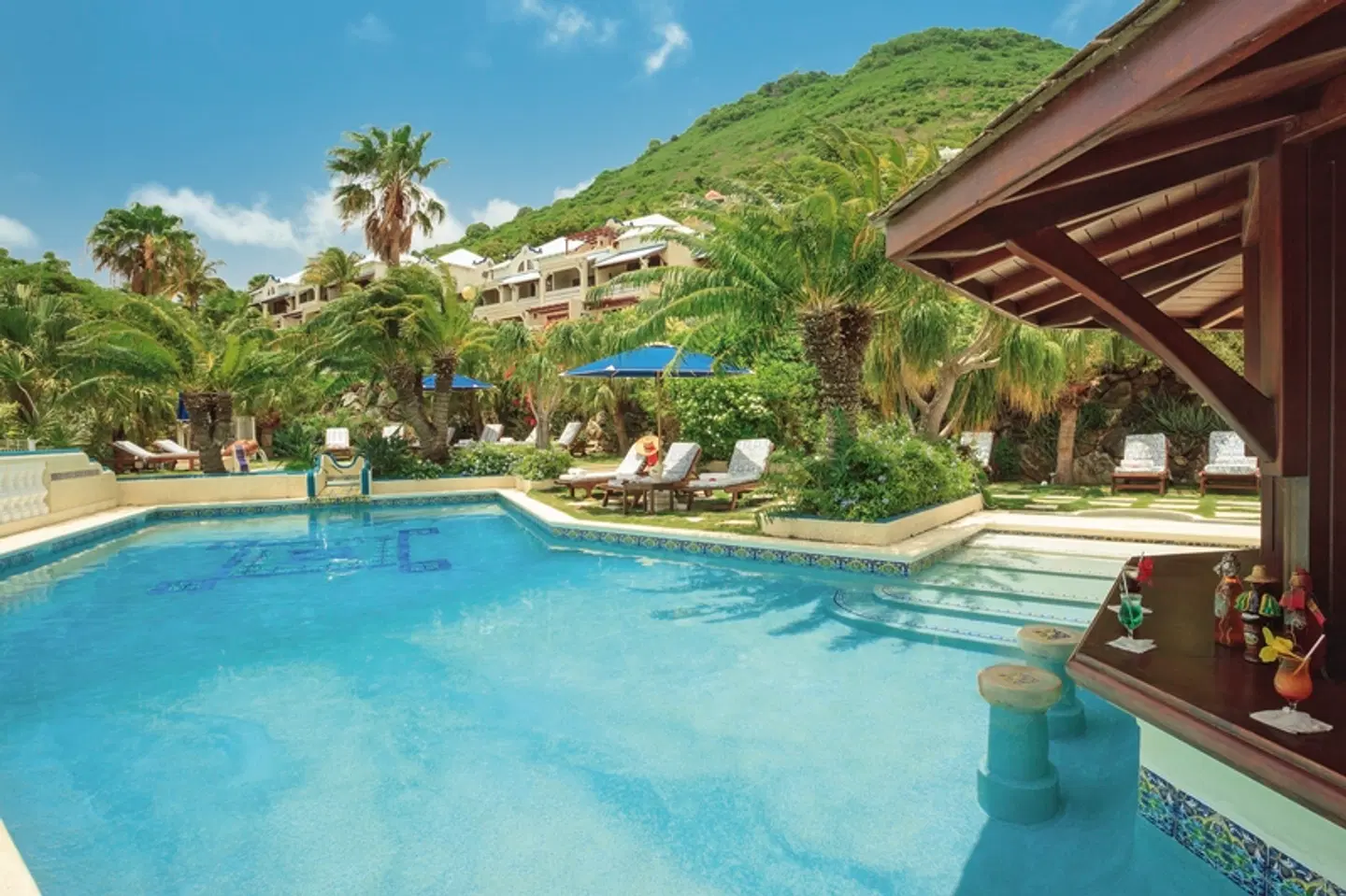 L'Esplanade OUTDOOR_POOL