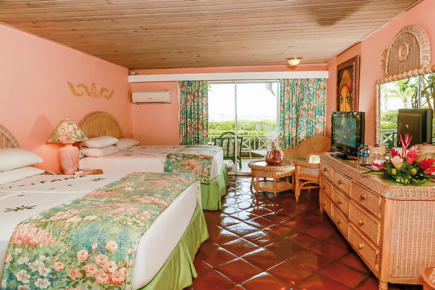 Coco Reef Resort & Spa ROOM_EXAMPLE