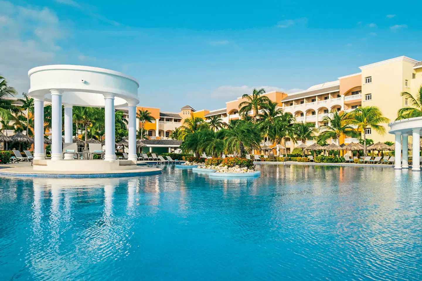 Iberostar Selection Rose Hall Suites EXTERIOR