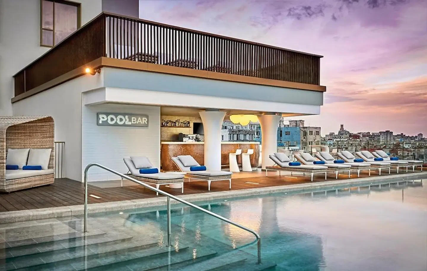 Hotel Habana OUTDOOR_POOL