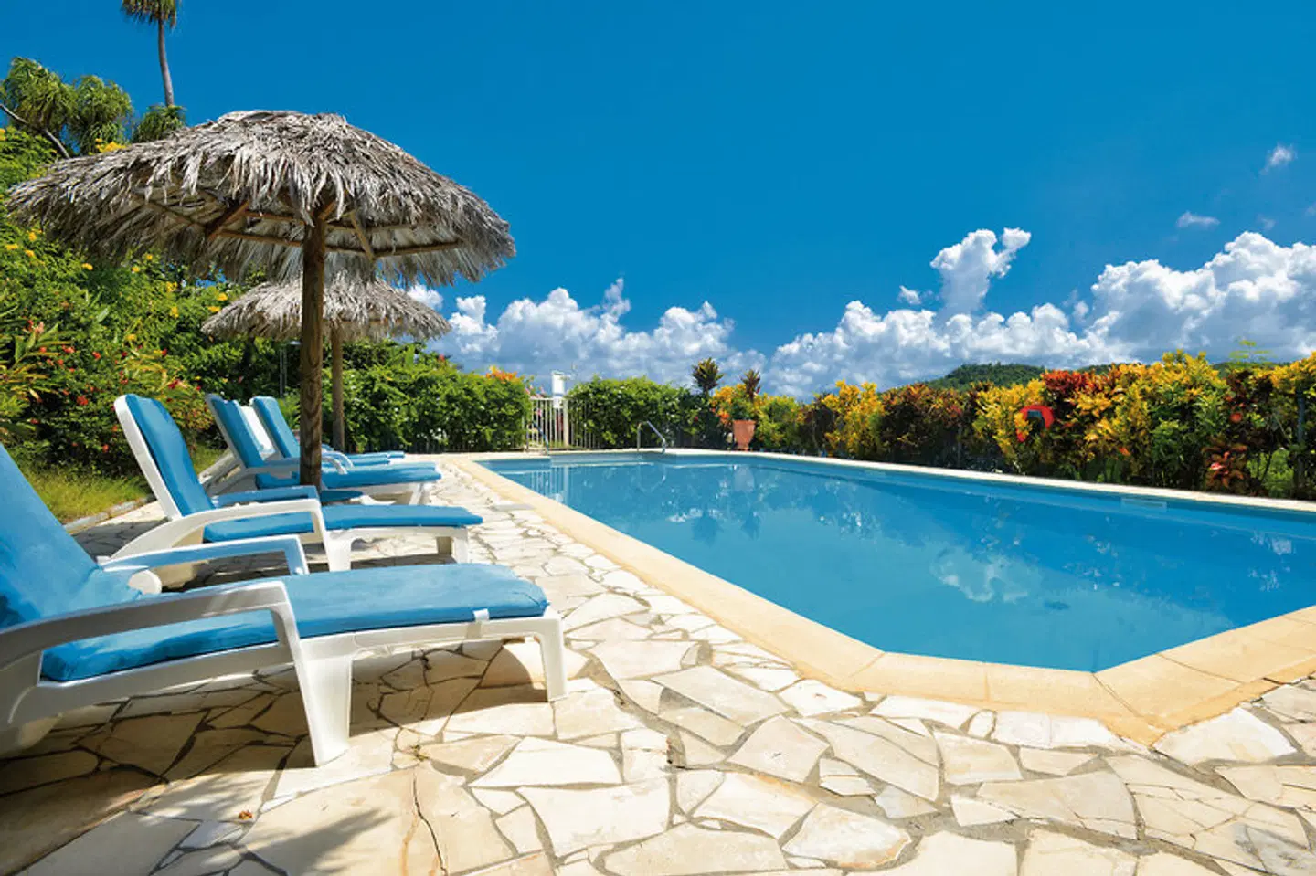 Le Panoramic OUTDOOR_POOL