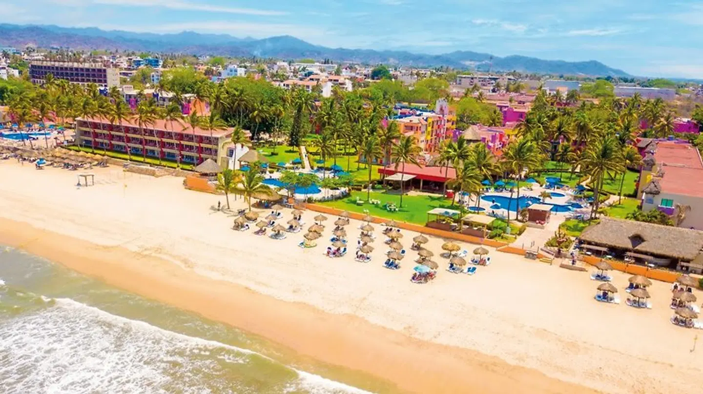 Grand Decameron Complex Bucerías Strand