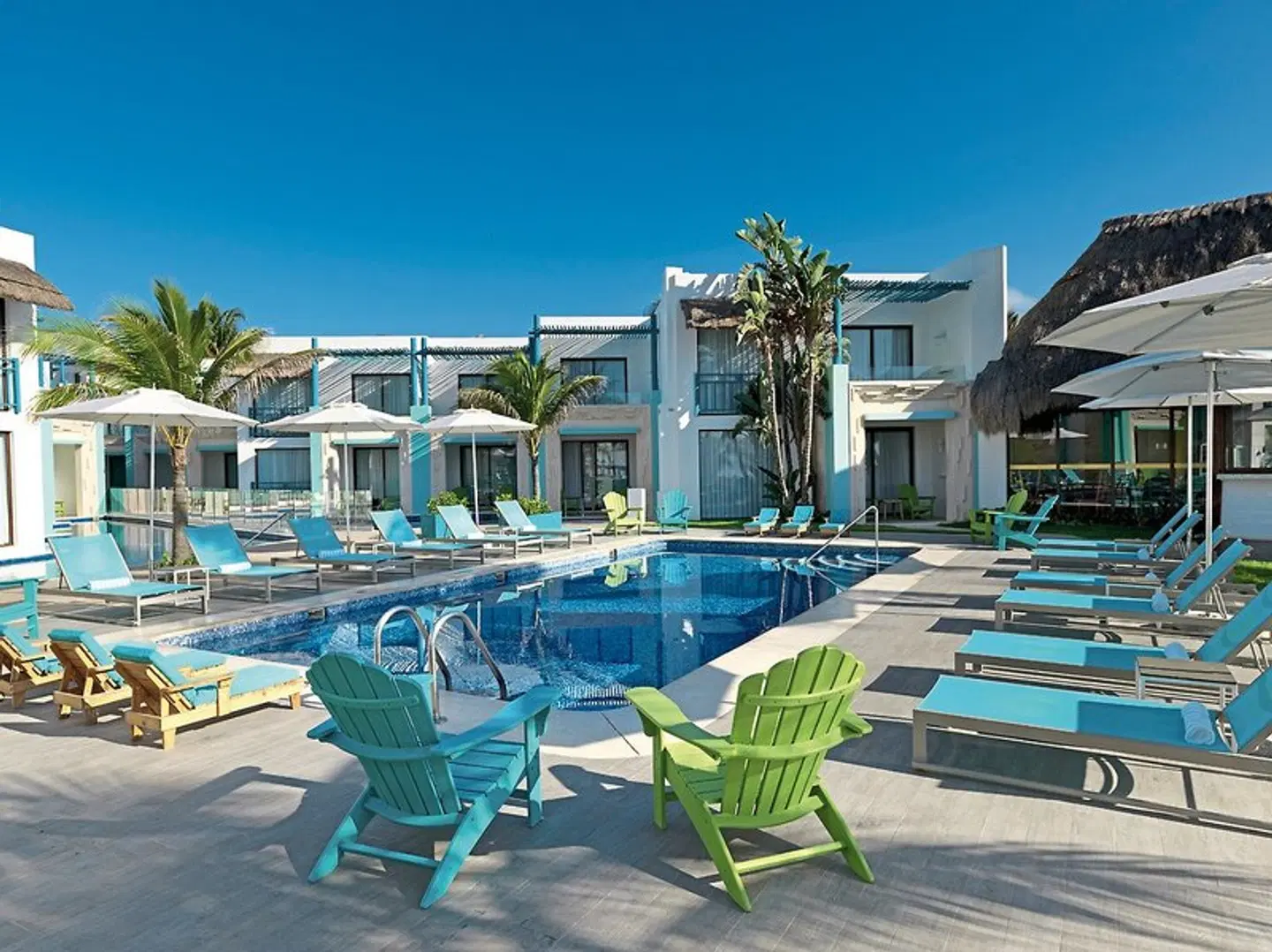 Margaritaville Island Reserve Riviera Cancun by Karisma OUTDOOR_POOL