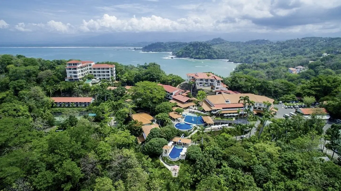 Parador Nature Resort & Spa EXTERIOR