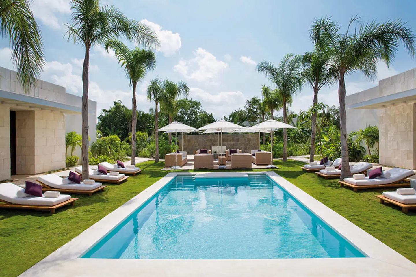 Blue Diamond Luxury Boutique Hotel OUTDOOR_POOL