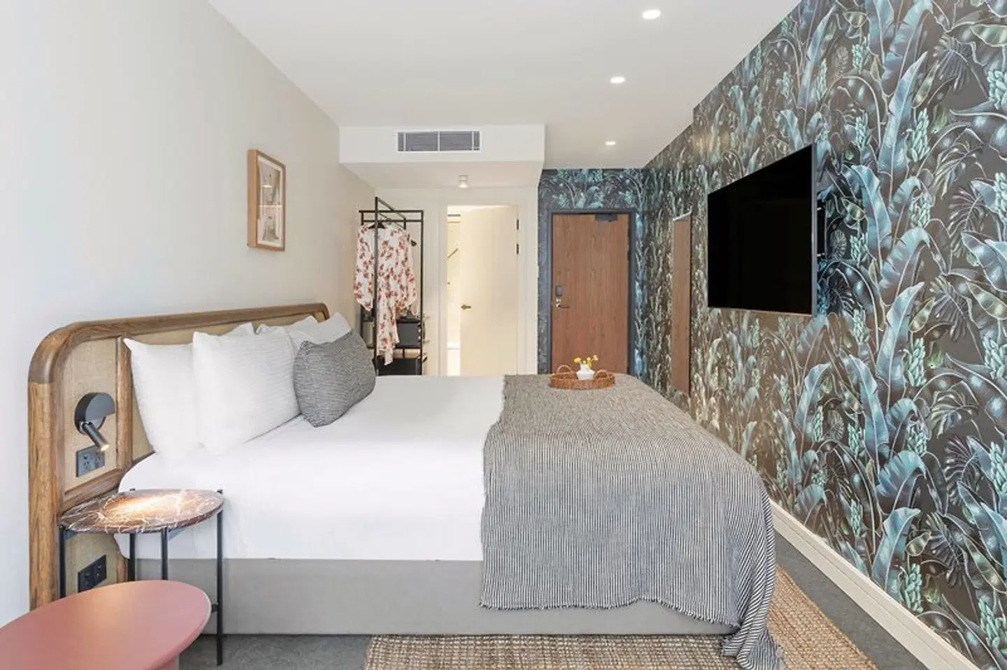 202 Elizabeth ROOM_EXAMPLE