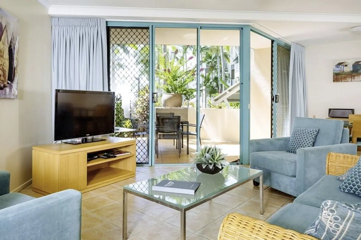 Coral Sands Beachfront Resort ROOM_EXAMPLE