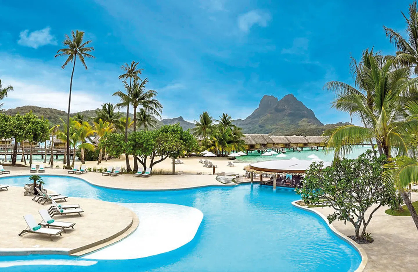 Le Bora Bora by Pearl Resorts OUTDOOR_POOL