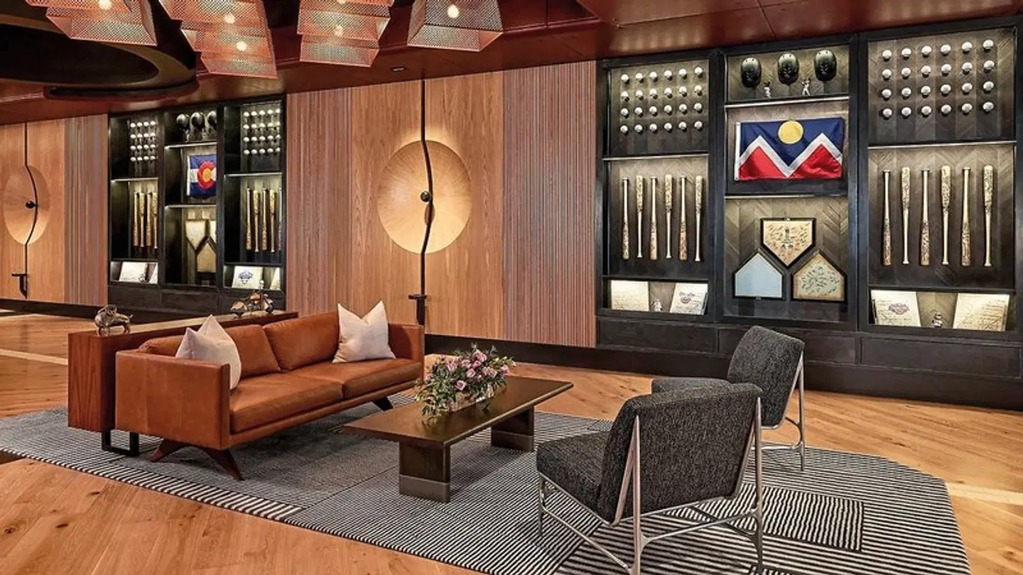 The Rally LOUNGE_LOBBY