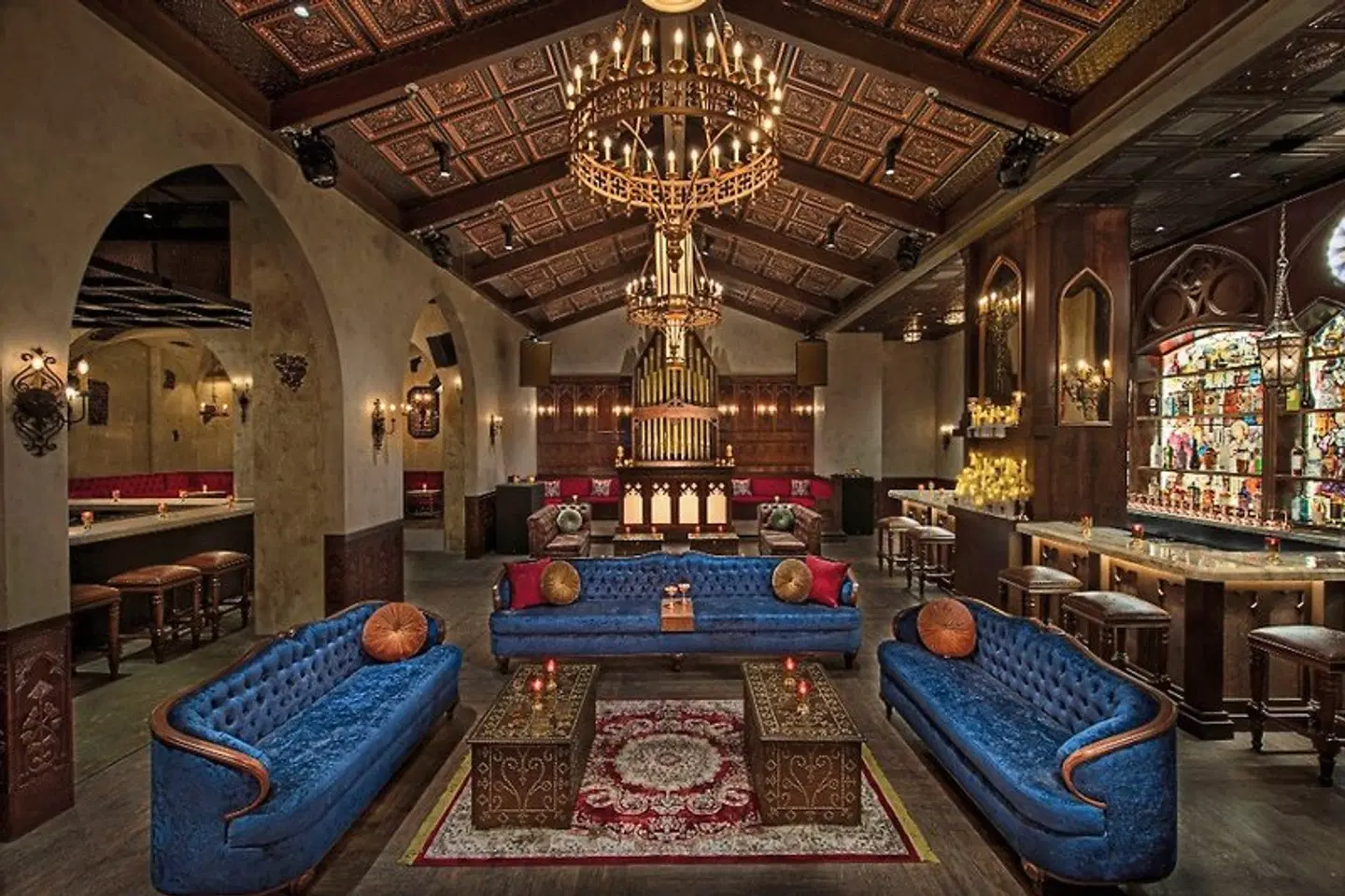 Moxy Downtown Los Angeles Lobby