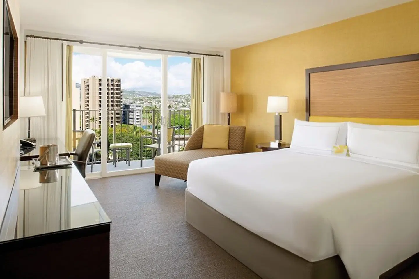 Hilton Waikiki Beach ROOM_EXAMPLE