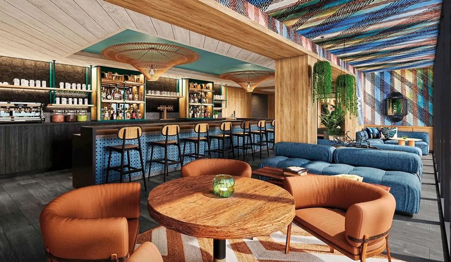 Romer House Waikiki Bar