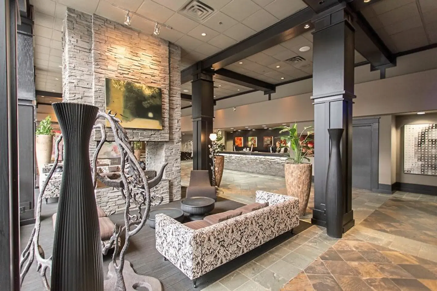 Hotel Arts Calgary LOUNGE_LOBBY