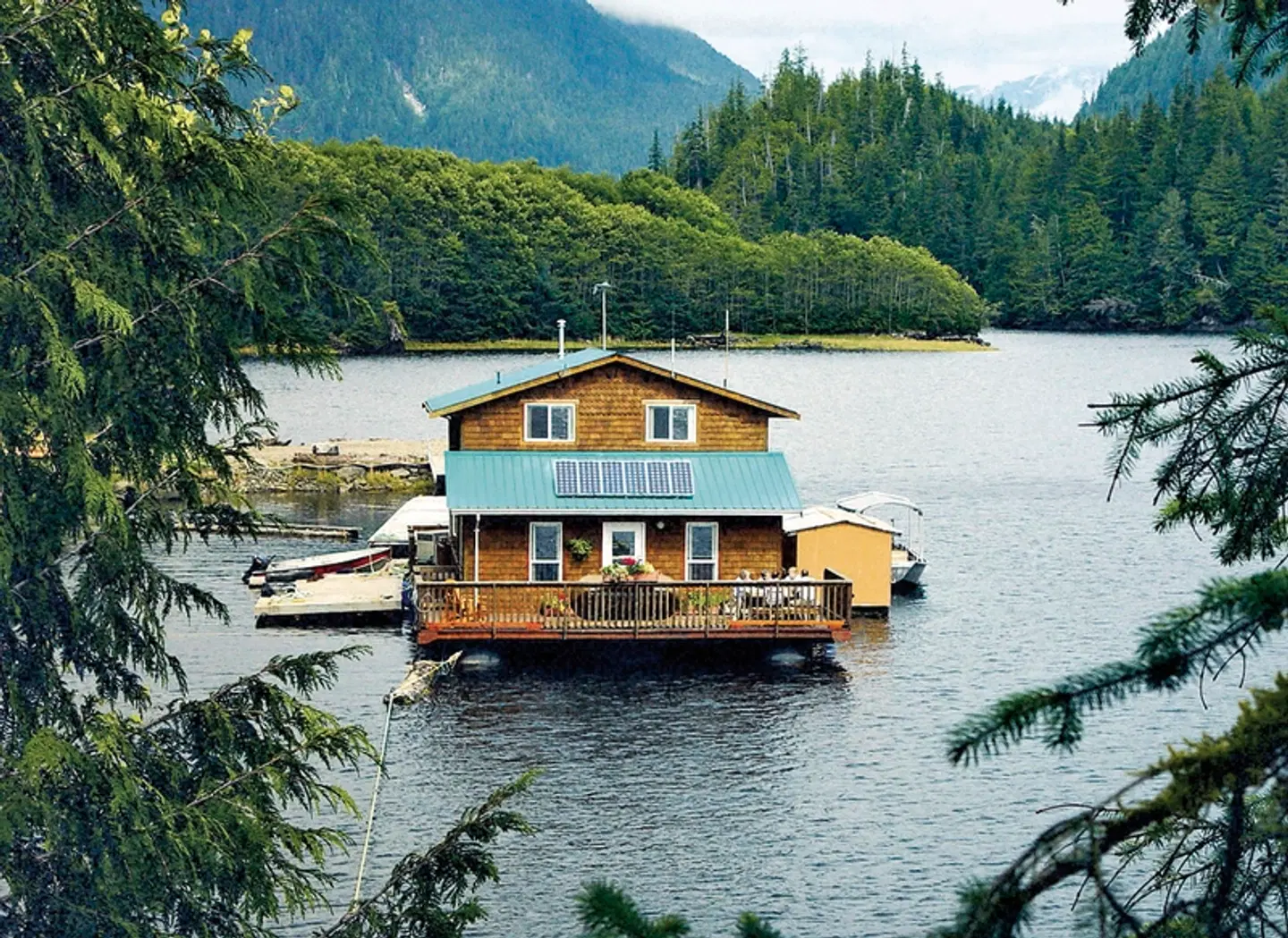 Great Bear Adventure EXTERIOR