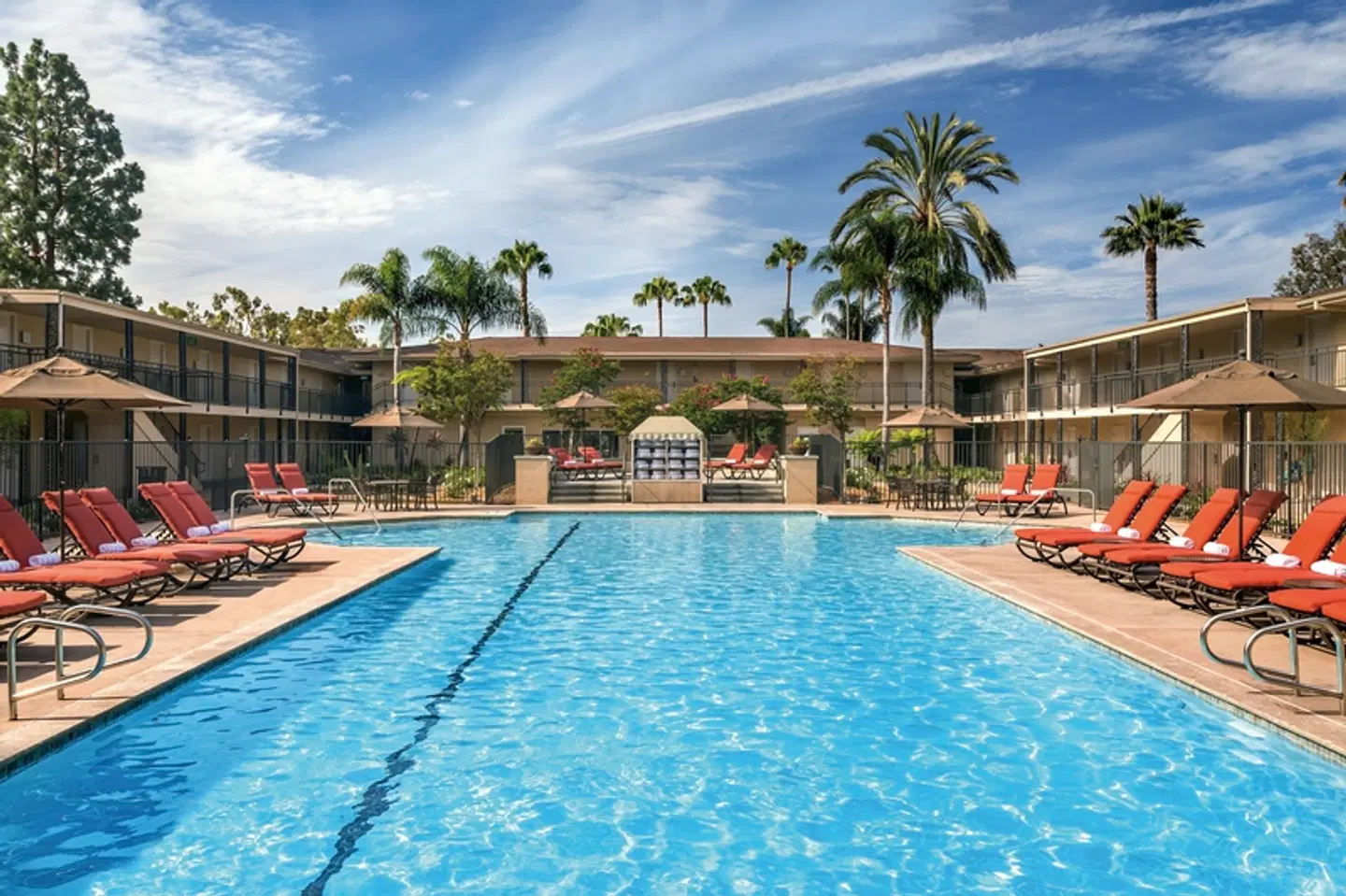 Hyatt Regency Newport Beach OUTDOOR_POOL