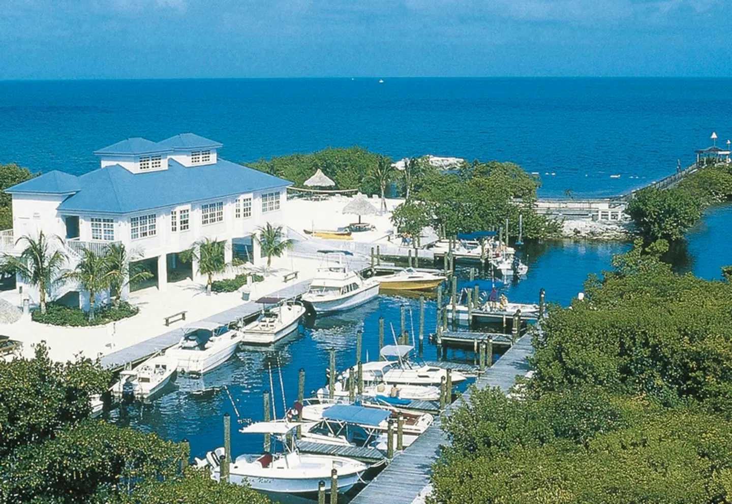 Ocean Pointe Suites Key Largo Apartments Terrasse