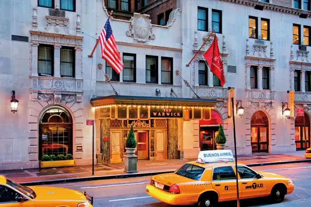 Warwick New York Sport und Entertainment