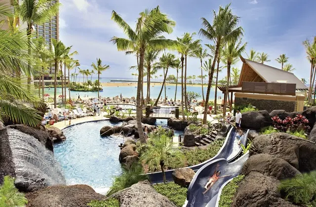 Hilton Hawaiian Village Waikiki Beach Resort OUTDOOR_POOL