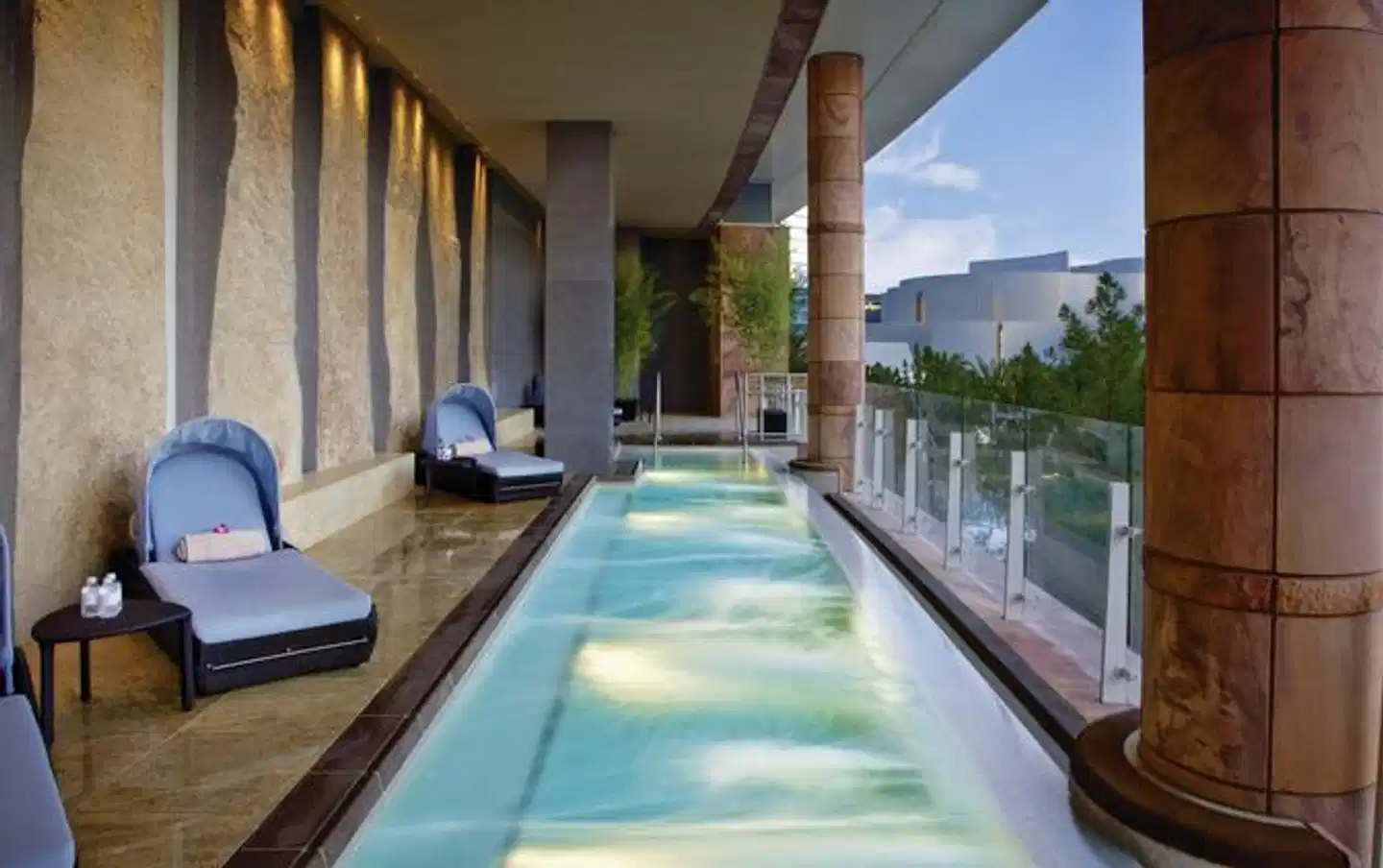 ARIA Resort & Casino Pool