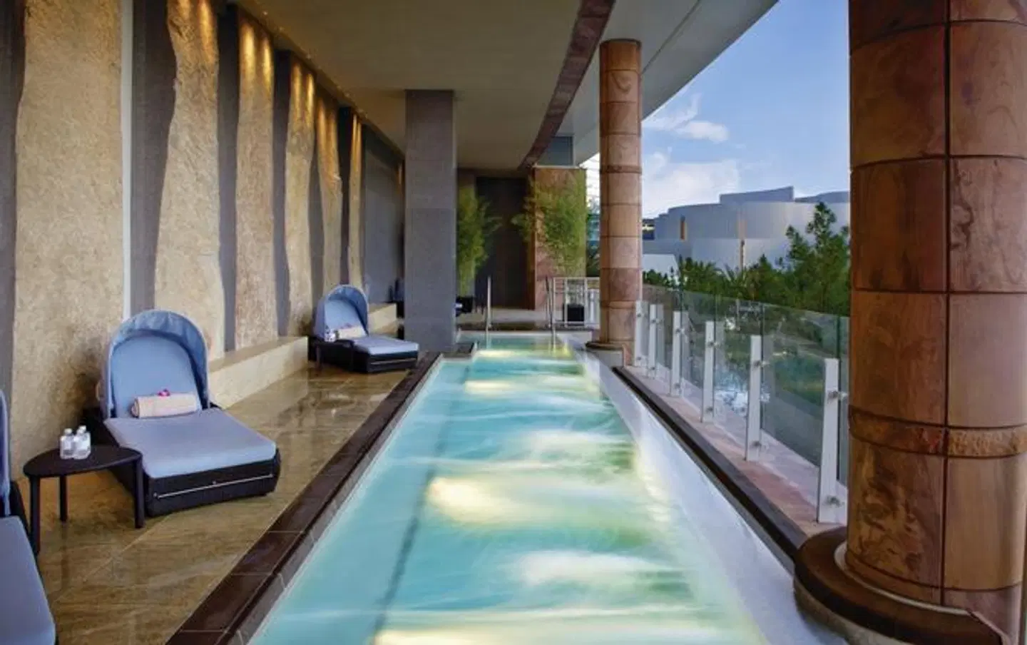 ARIA Resort & Casino Pool