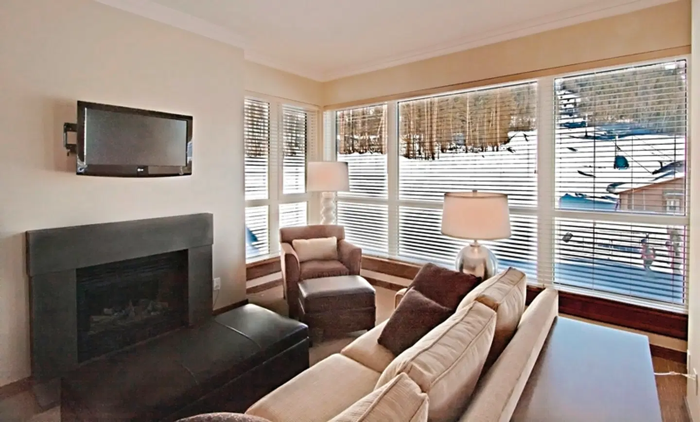 Sutton Place Hotel Revelstoke Mountain Resort ROOM_EXAMPLE