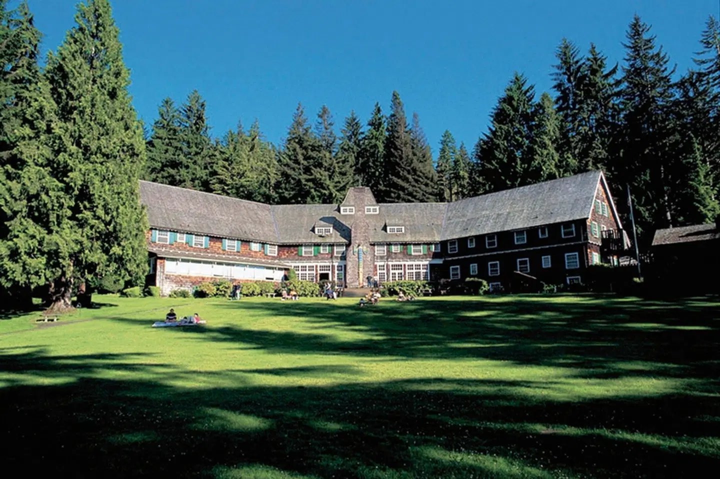 Lake Quinault Lodge EXTERIOR