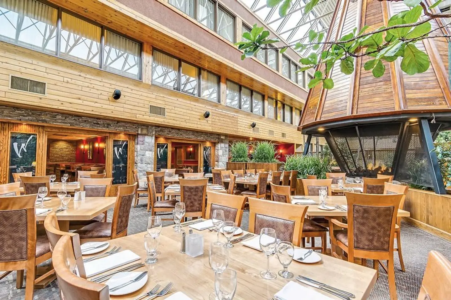 Forest Park Hotel Restaurant
