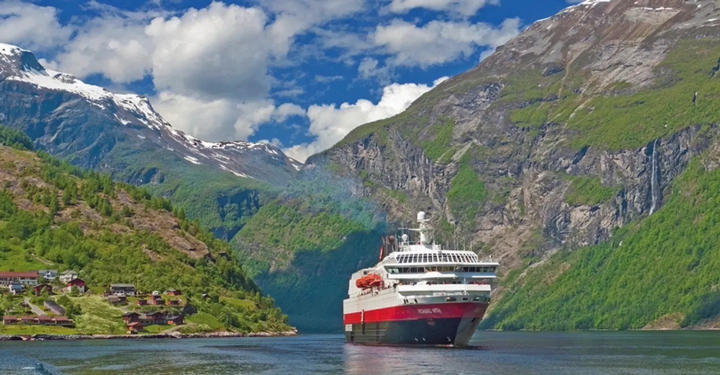 ADAC Special: Im Land der Fjorde - Mit Hurtigruten zum Nordkap EXTERIOR