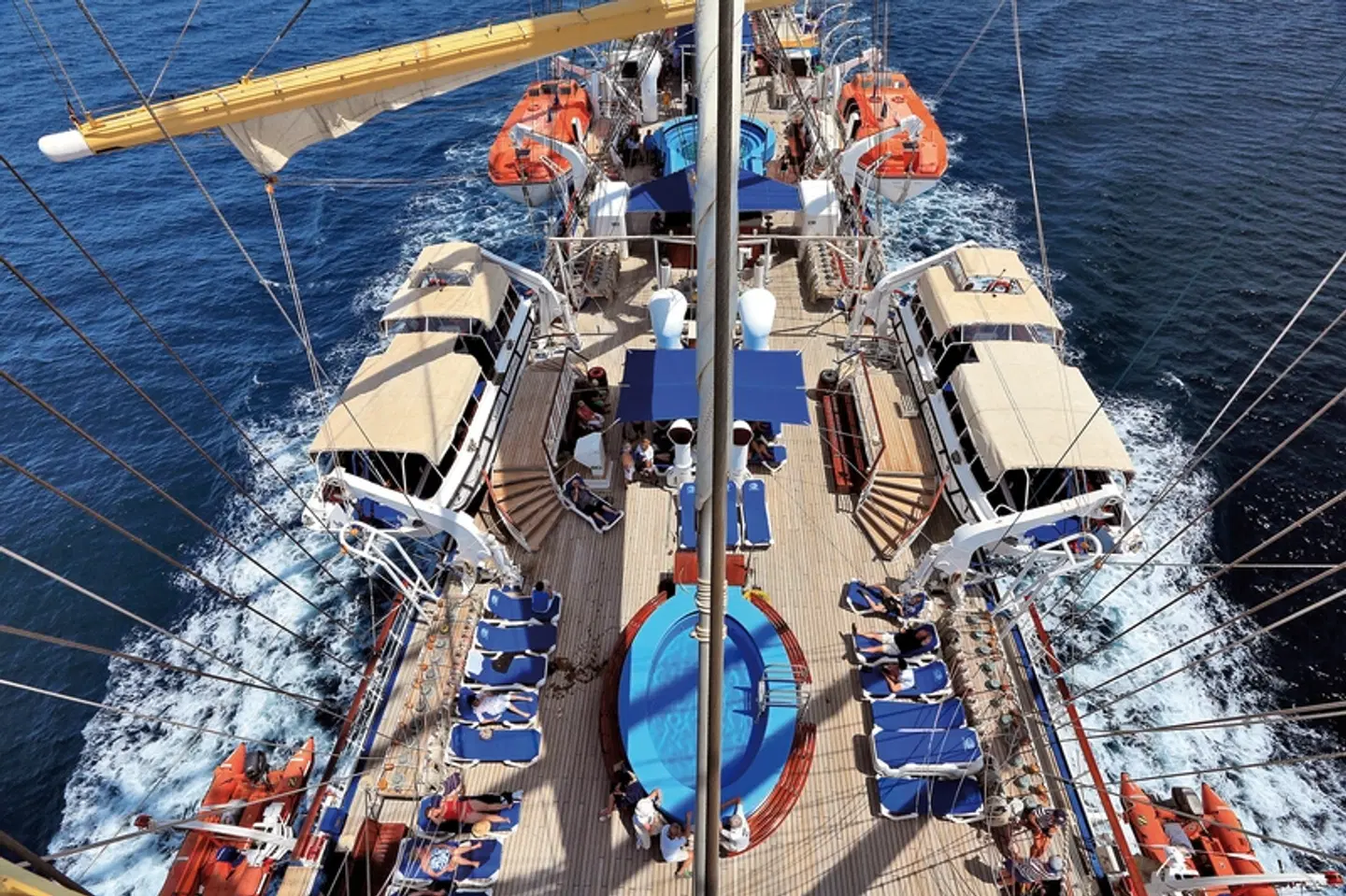 ADAC Special: Star Flyer - Mit dem Segelschiff von Athen bis zu den Kykladen SPORTS_AND_LEISURE