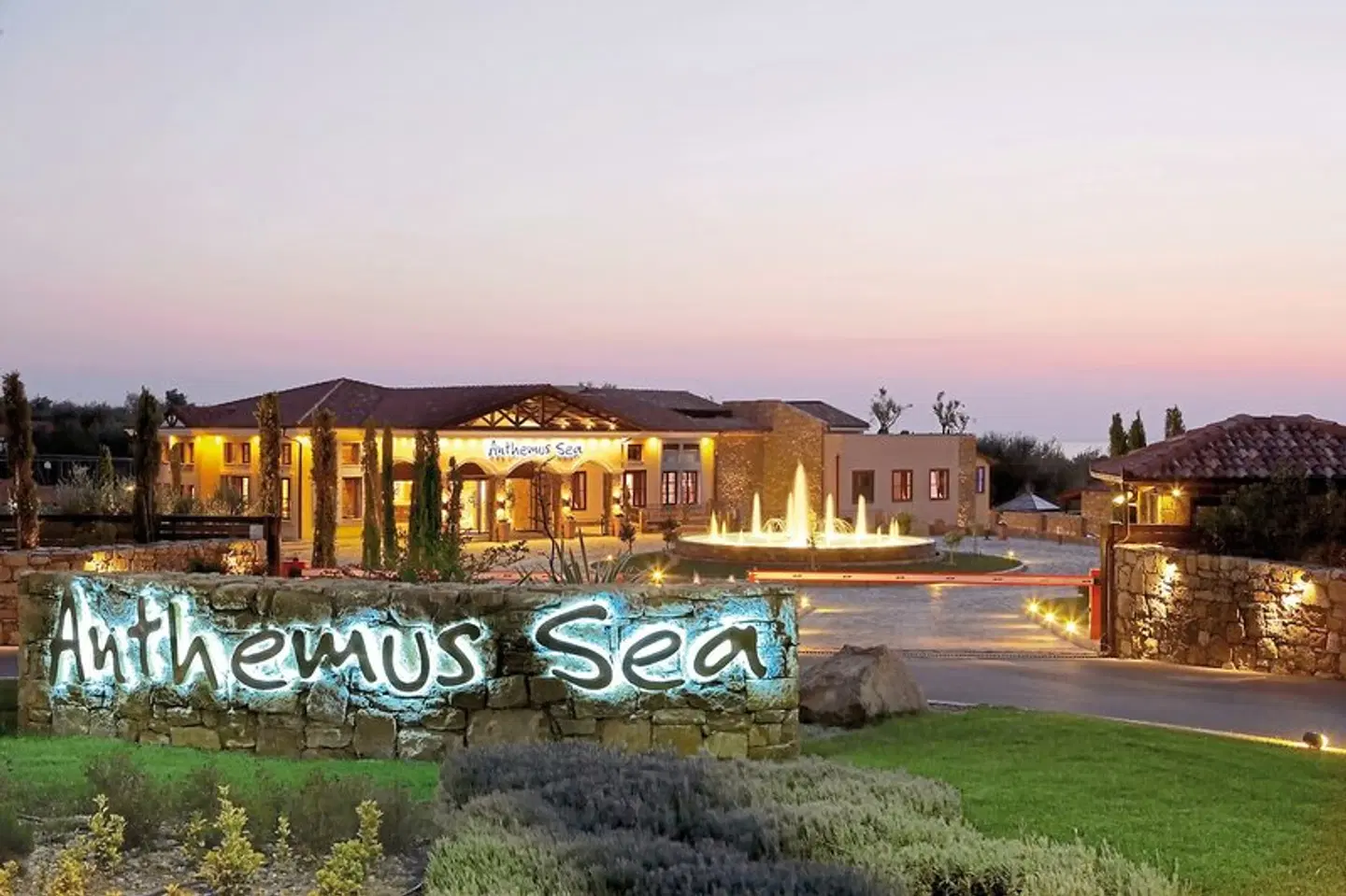Anthemus Sea Beach Hotel & Spa EXTERIOR
