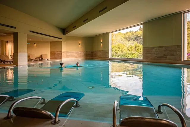 Basiliani Resort Hallenbad